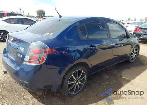 2007 Nissan Sentra 2.0S z USA, uszkodzony, nr VIN 3N1AB61E37L720212